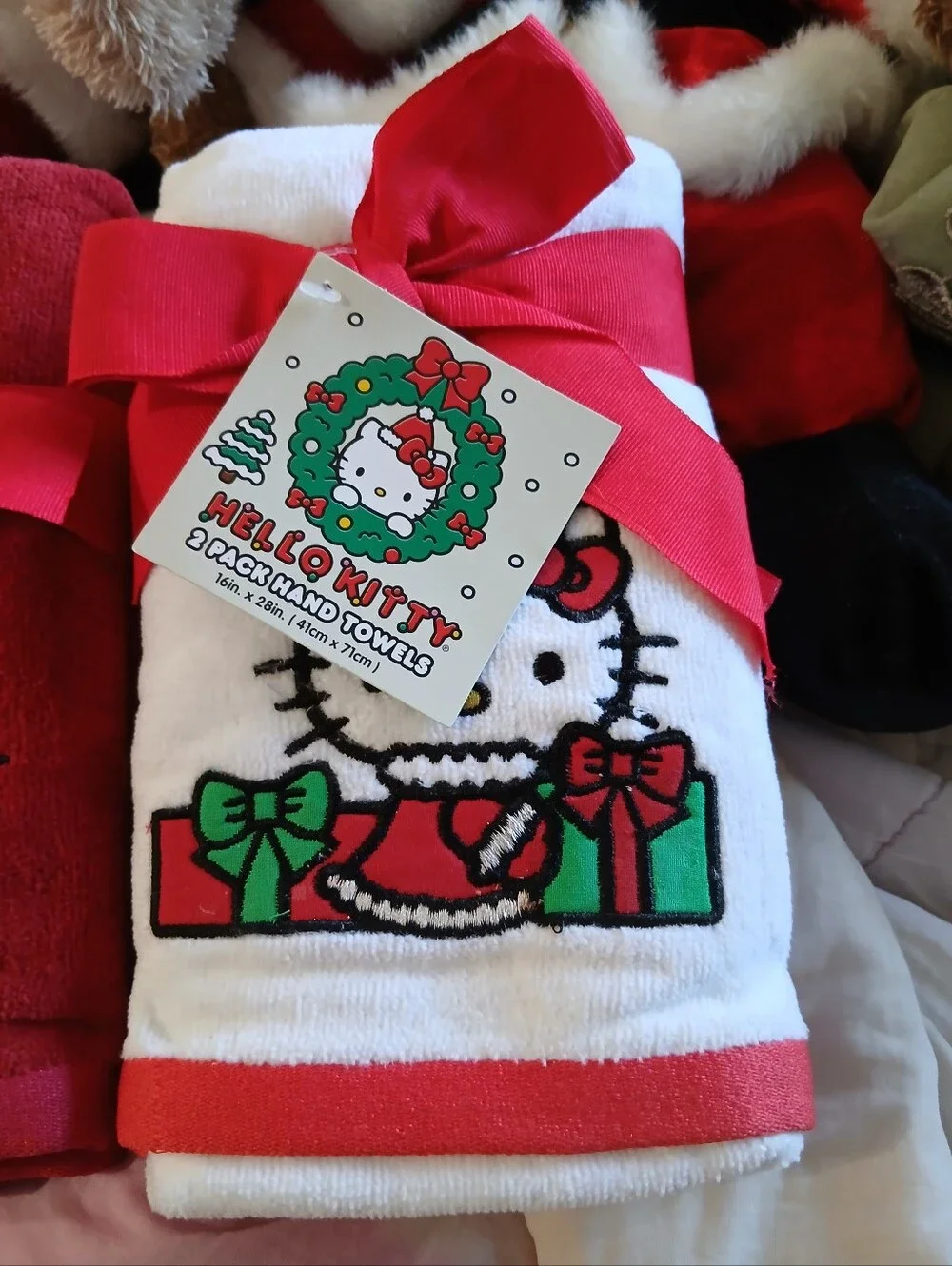Hello Kitty 2-pack Hand Towels Total 6 altogether